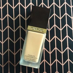 Tom Ford Traceless Foundation with SPF 15